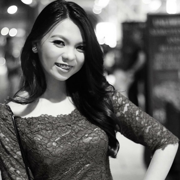 Meet your Posher, Linette - Picture 1 of 1